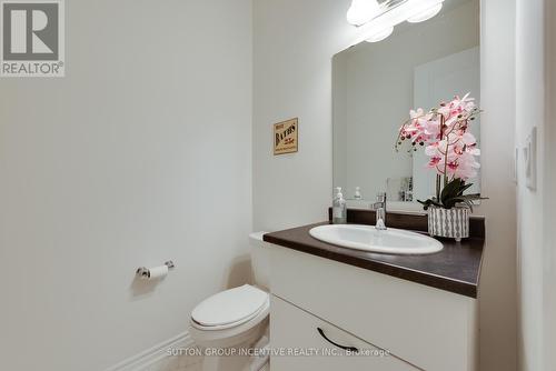 84 Shepherd Drive, Barrie, ON - Indoor Photo Showing Bathroom