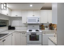 Suite kitchen - 