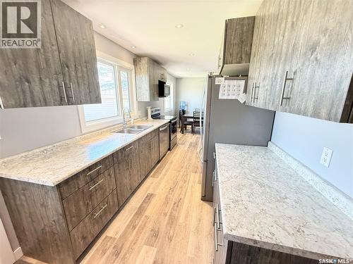 536 Mcgillivray Drive, Weyburn, SK - Indoor Photo Showing Kitchen With Double Sink