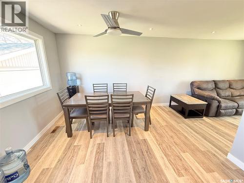 536 Mcgillivray Drive, Weyburn, SK - Indoor Photo Showing Dining Room