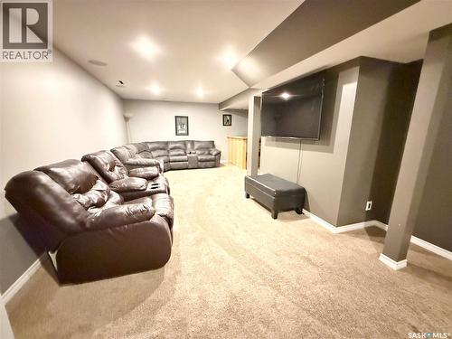 536 Mcgillivray Drive, Weyburn, SK - Indoor
