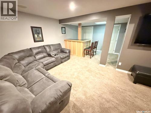 536 Mcgillivray Drive, Weyburn, SK - Indoor