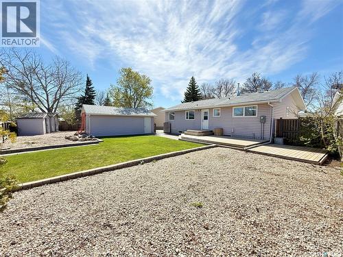 536 Mcgillivray Drive, Weyburn, SK - Outdoor