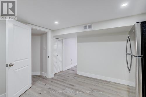 98 Duncombe Drive, Hamilton, ON - Indoor