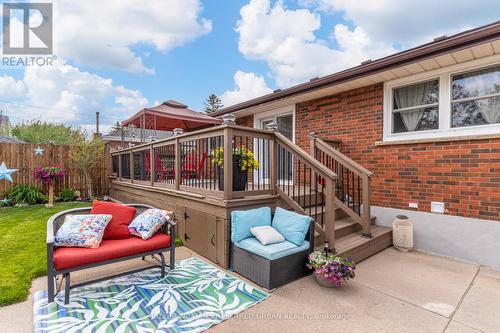 98 Duncombe Drive, Hamilton, ON - Outdoor With Deck Patio Veranda With Exterior