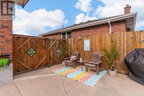 98 Duncombe Drive, Hamilton, ON 