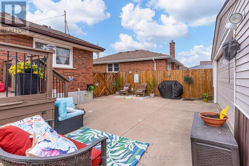 98 Duncombe Drive, Hamilton, ON 