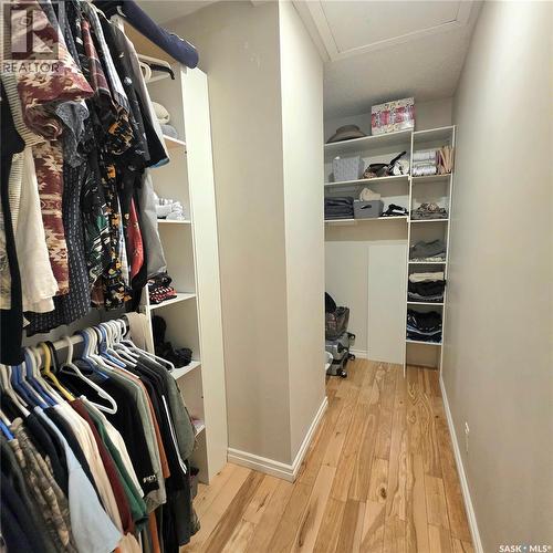 868 Conroy Place, Prince Albert, SK - Indoor With Storage
