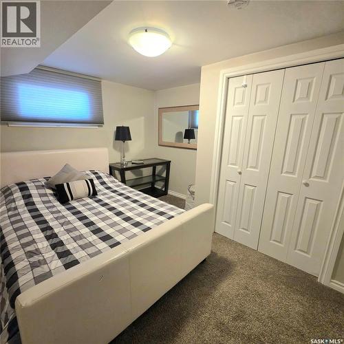868 Conroy Place, Prince Albert, SK - Indoor Photo Showing Bedroom