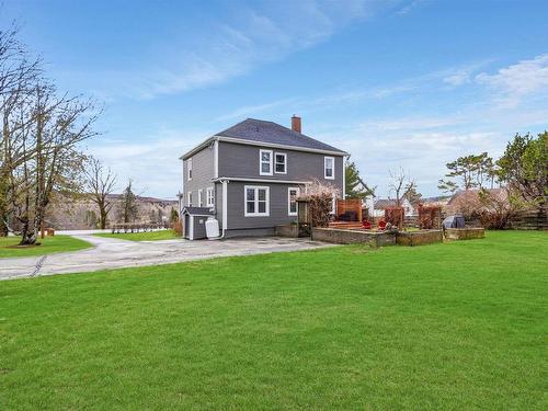 11659 Highway 16, Boylston, NS 