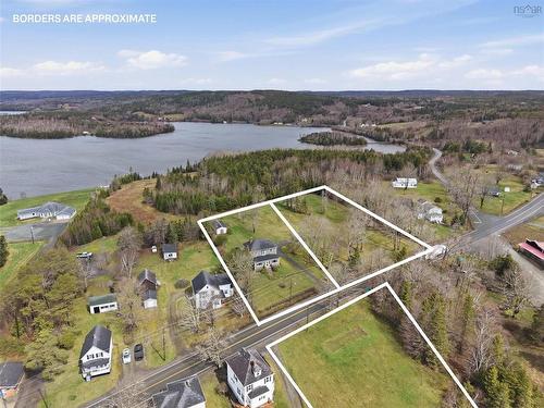 11659 Highway 16, Boylston, NS 