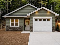 22 Kara Anne  New Minas, NS B4N 0H6