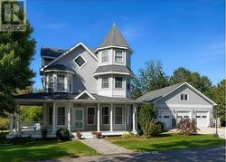 25 PRINYERS COVE CRESCENT Prince Edward County (North Marysburg Ward), ON K0K 2T0