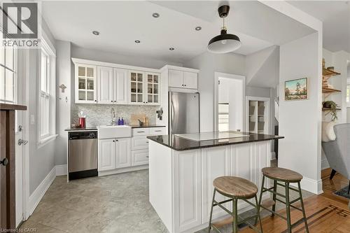 116 Homewood Avenue, Hamilton, ON - Indoor Photo Showing Kitchen With Stainless Steel Kitchen With Upgraded Kitchen