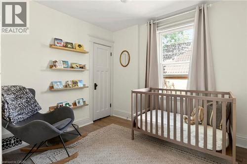 116 Homewood Avenue, Hamilton, ON - Indoor Photo Showing Bedroom