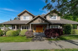 2031 Troon Crt Langford, BC V9B 6R6