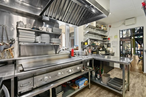Cuisine - 579 Av. Notre-Dame, Saint-Lambert, QC - Indoor