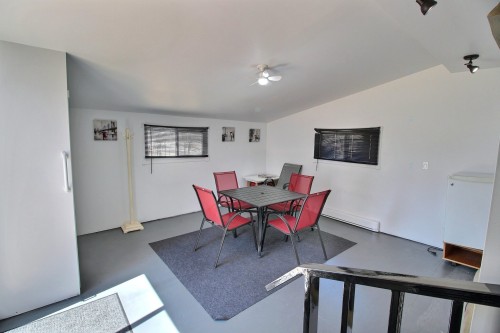 Salle familiale - 35 Rue Principale, Moffet, QC 