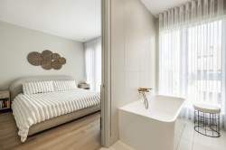 Master Bathroom - 
