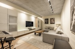 Family Room - 