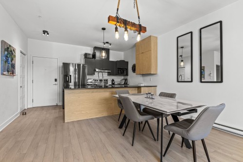 223-7255 Rue de Lunan  Brossard, QC J4Y 0N4
