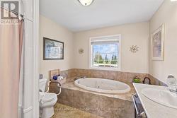Jacuzzi tub - 