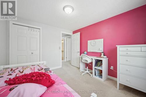 Secondary Bedroom - 511 Dansbury Drive, Waterloo, ON - Indoor Photo Showing Bedroom