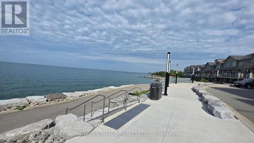 513 - 10 Esplanade Lane, Grimsby, ON 