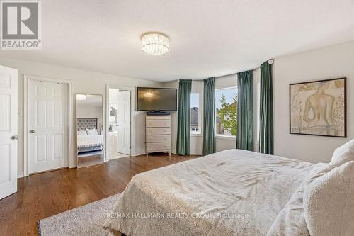 278 Kiwanis Court, Ottawa, ON - Indoor Photo Showing Bedroom