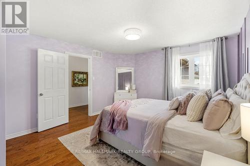 278 Kiwanis Court, Ottawa, ON - Indoor Photo Showing Bedroom