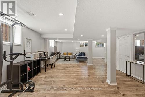278 Kiwanis Court, Ottawa, ON - Indoor