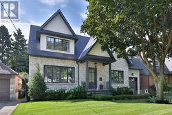 5 ELDERIDGE AVENUE Toronto, ON M8Y 2C4