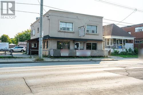 1490 Barton Street E, Hamilton, ON 