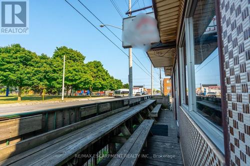 1490 Barton Street E, Hamilton, ON 