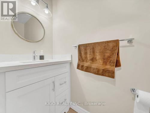 16 Glennie Court, Cambridge, ON - Indoor Photo Showing Bathroom