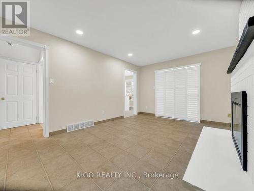 16 Glennie Court, Cambridge, ON - Indoor Photo Showing Other Room