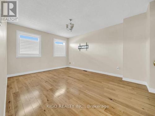 16 Glennie Court, Cambridge, ON - Indoor Photo Showing Other Room