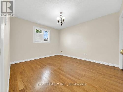 16 Glennie Court, Cambridge, ON - Indoor Photo Showing Other Room