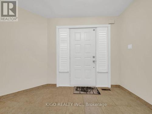 16 Glennie Court, Cambridge, ON - Indoor Photo Showing Other Room