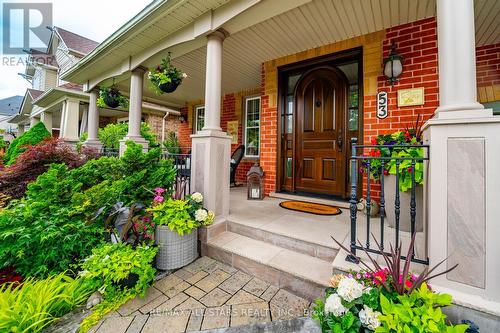 53 GRICE CIRCLE  Whitchurch-Stouffville, ON L4A 0V7