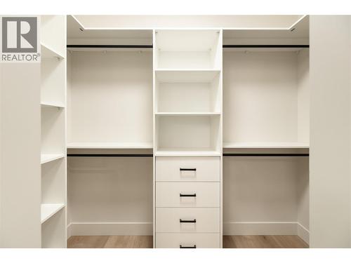 2125 Montenegro Drive, Kelowna, BC - Indoor With Storage