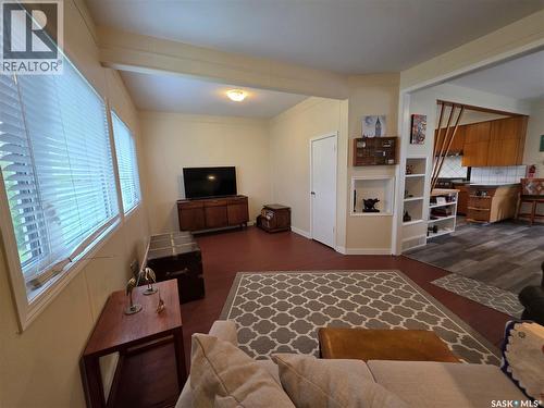 205 Warwick Street, Neville, SK - Indoor