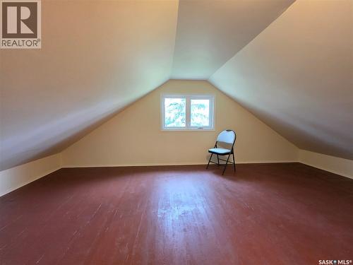 205 Warwick Street, Neville, SK - Indoor Photo Showing Other Room