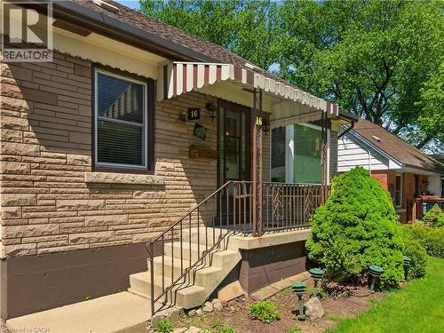16 Brodick Street, Hamilton, ON - Outdoor