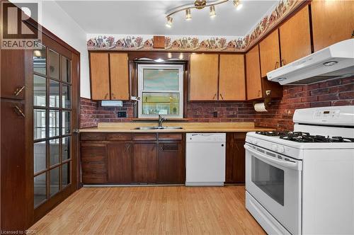 16 Brodick Street, Hamilton, ON - Indoor Photo Showing Kitchen With Double Sink