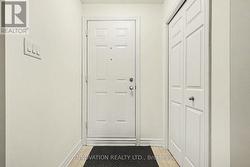 Foyer - 