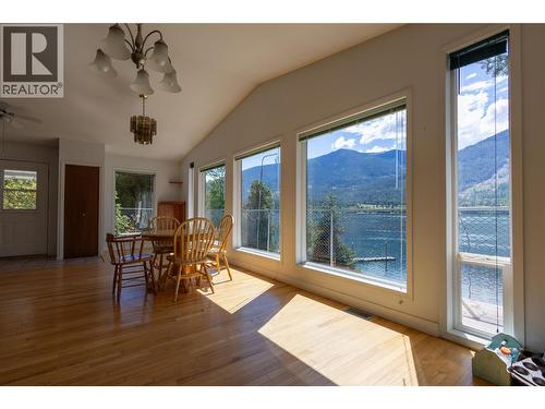 6728 3A Highway, Nelson, BC - Indoor