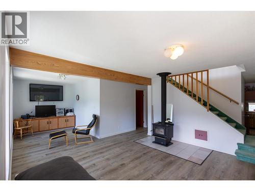 6728 3A Highway, Nelson, BC - Indoor
