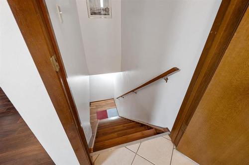140 Tallman Street, Winnipeg, MB - Indoor Photo Showing Other Room