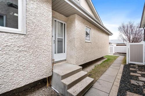 140 Tallman Street, Winnipeg, MB - Outdoor With Exterior